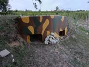 B (1075718477)